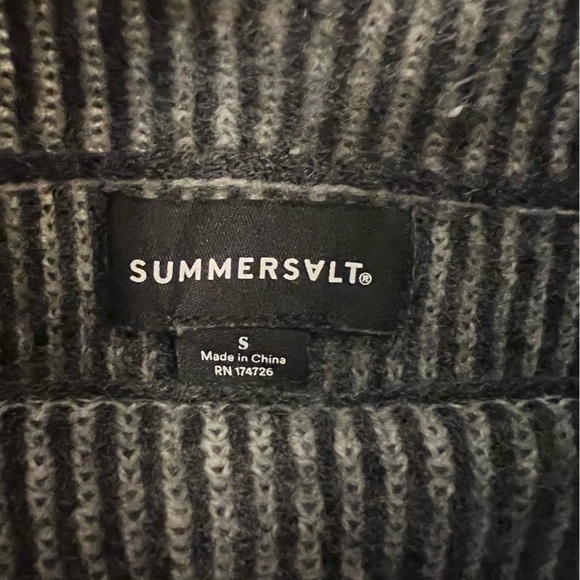 Summersalt cashmere joggers and sweater set - Picture 2 of 13